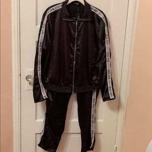 Fashion Nova Real One Satin Set, Size 2X